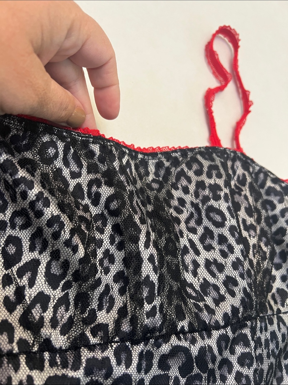 VINTAGE Y2K XOXO LEOPARD PRINT DRESS- MESH OVER SATIN WITH RED LACE STRAPS SMALL - Picture 5 of 15